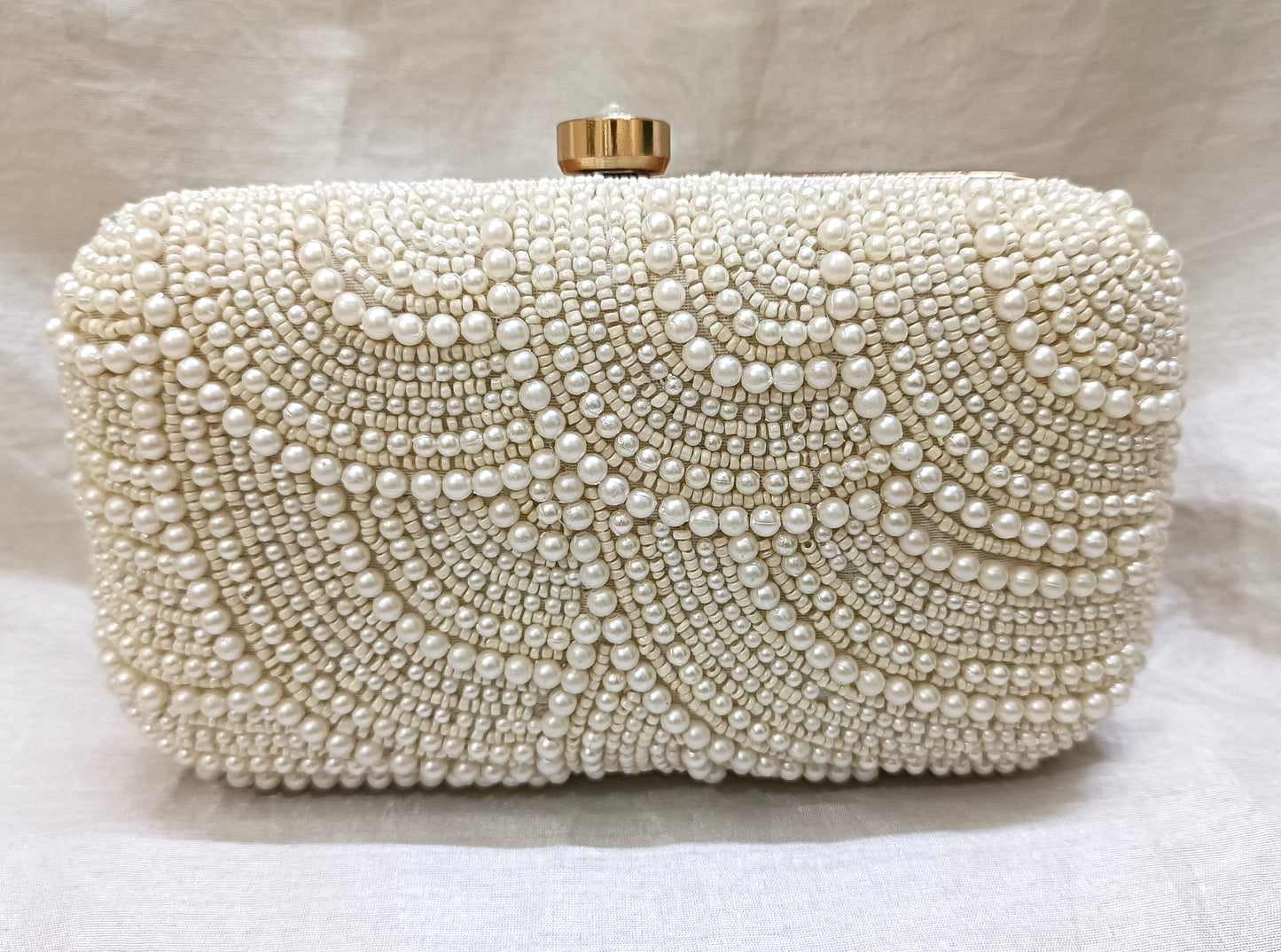 Pearl design women white color clutch purse