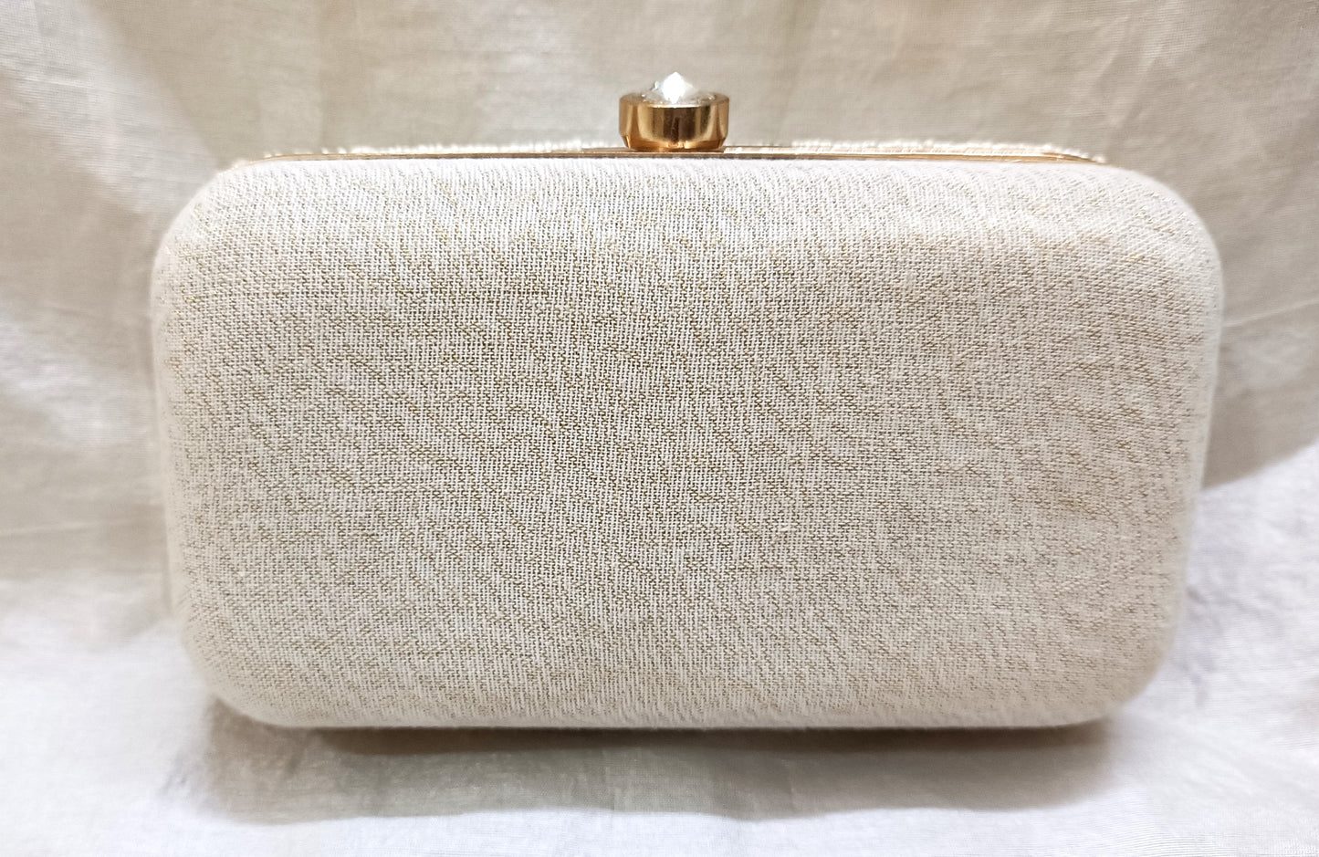 Pearl design women white color clutch purse