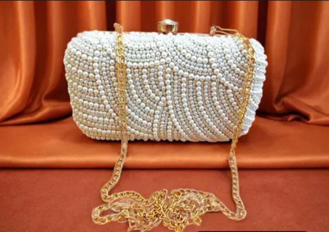 Pearl design women white color clutch purse